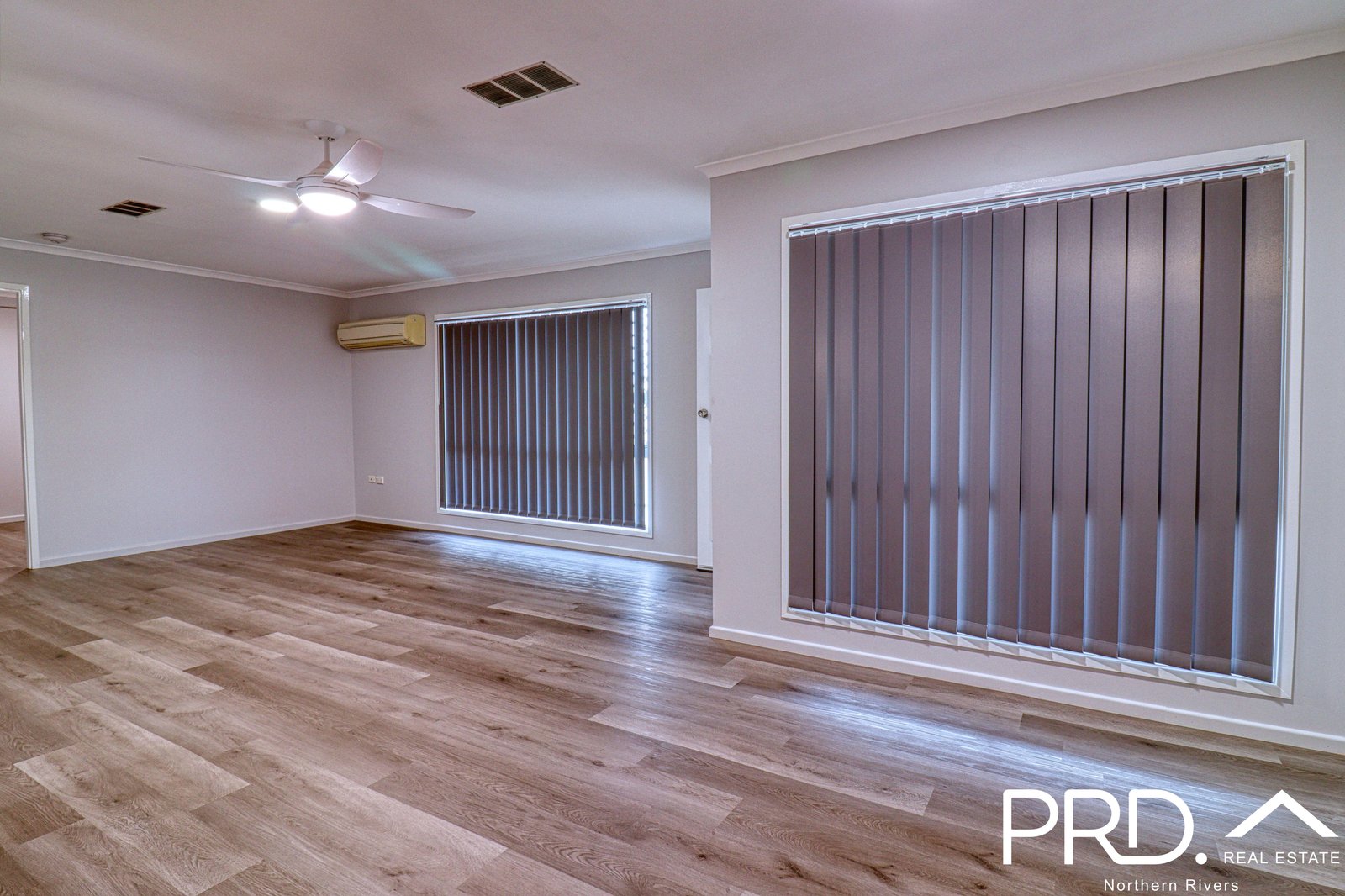 2/34 Cope Street CASINO 3