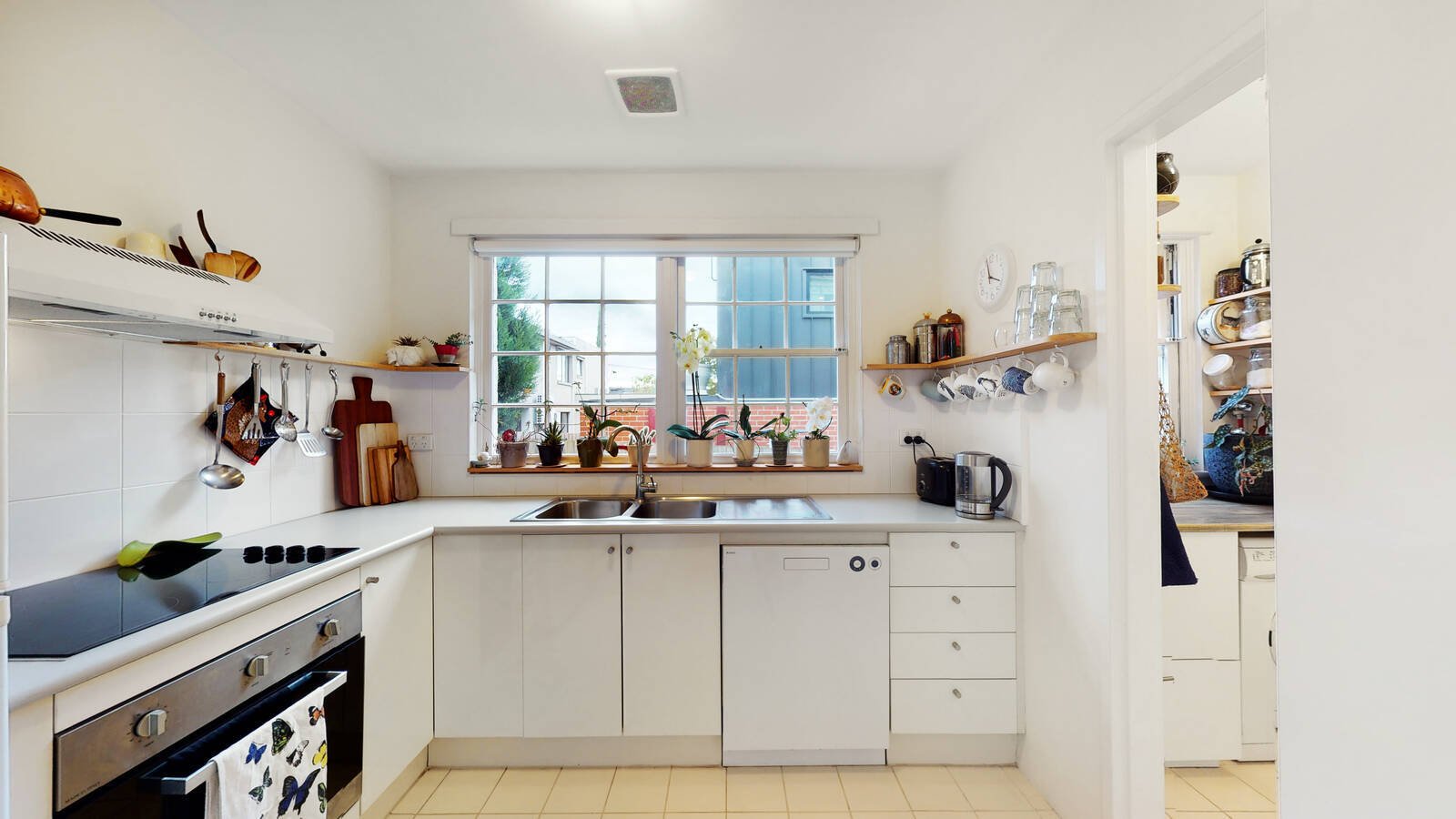 Real Estate and Property in 2/34 Fermanagh Road, Camberwell, VIC