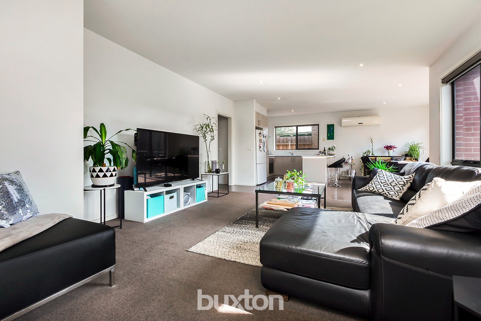 Gallery: 2/34 Logan Street