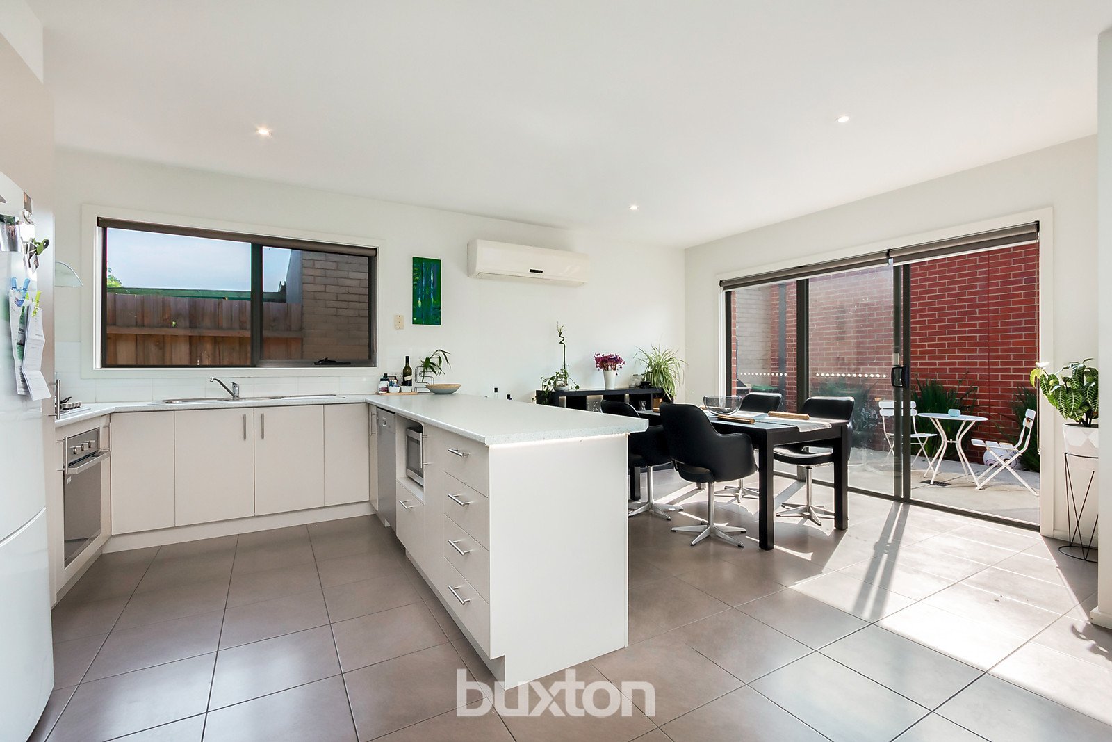 Gallery: 2/34 Logan Street