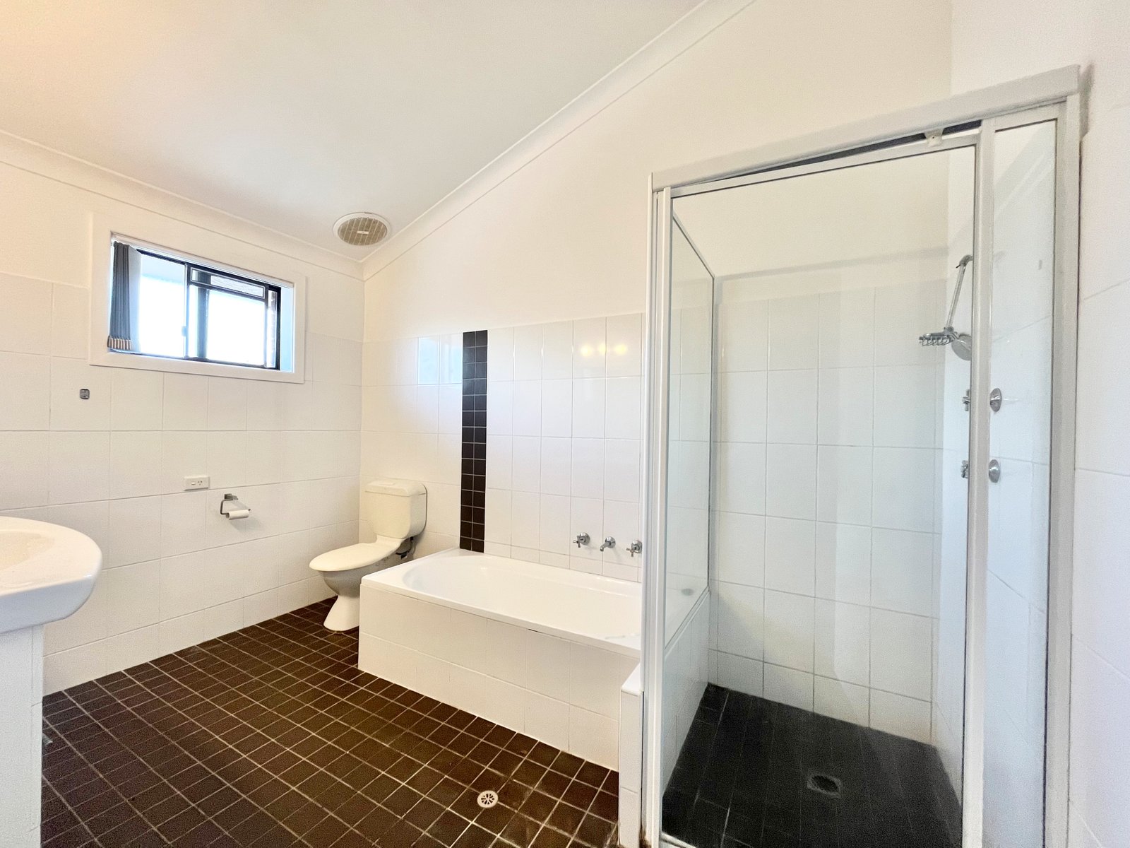 2/34 Marine Drive FINGAL BAY 8