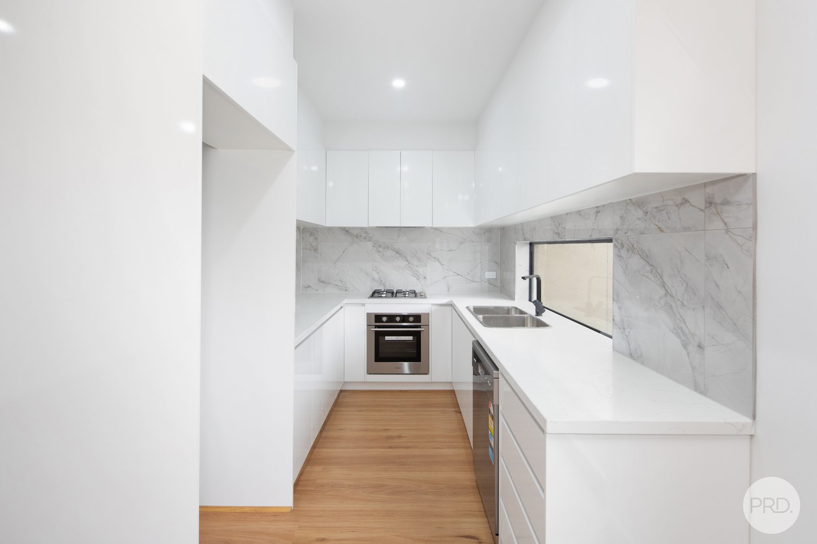 2/34 Orion Street SEBASTOPOL 2