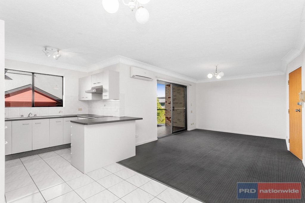 2/34 Rode Road WAVELL HEIGHTS 2