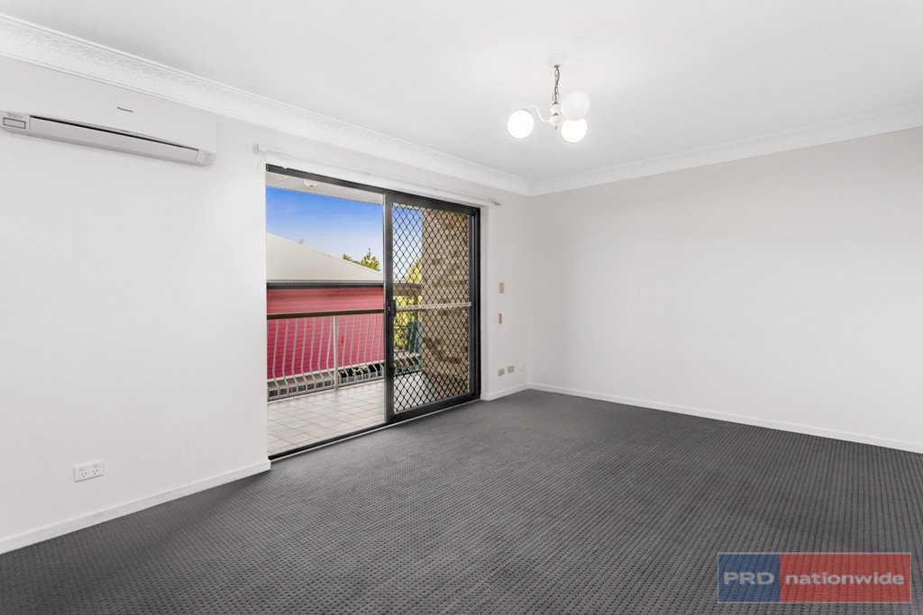 2/34 Rode Road WAVELL HEIGHTS 4