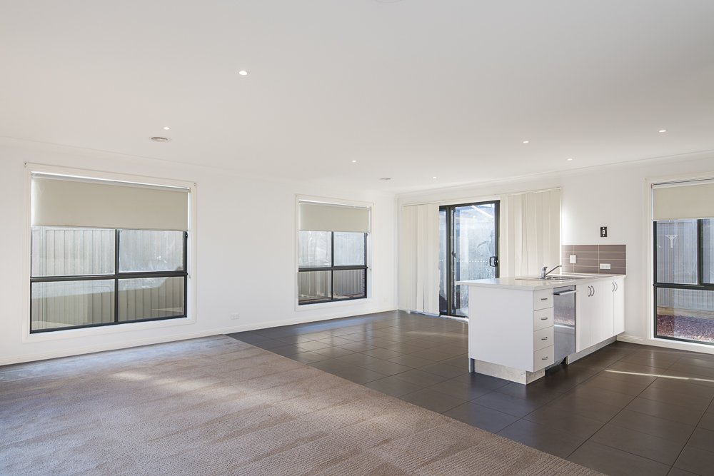 234 Walker Street SEBASTOPOL 5