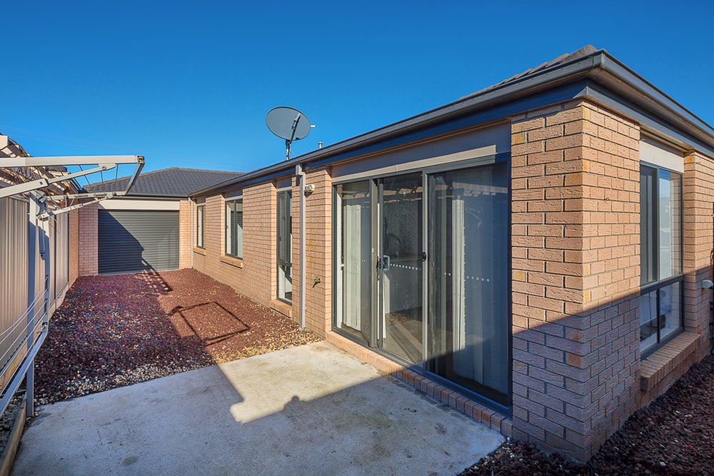 234 Walker Street SEBASTOPOL 10