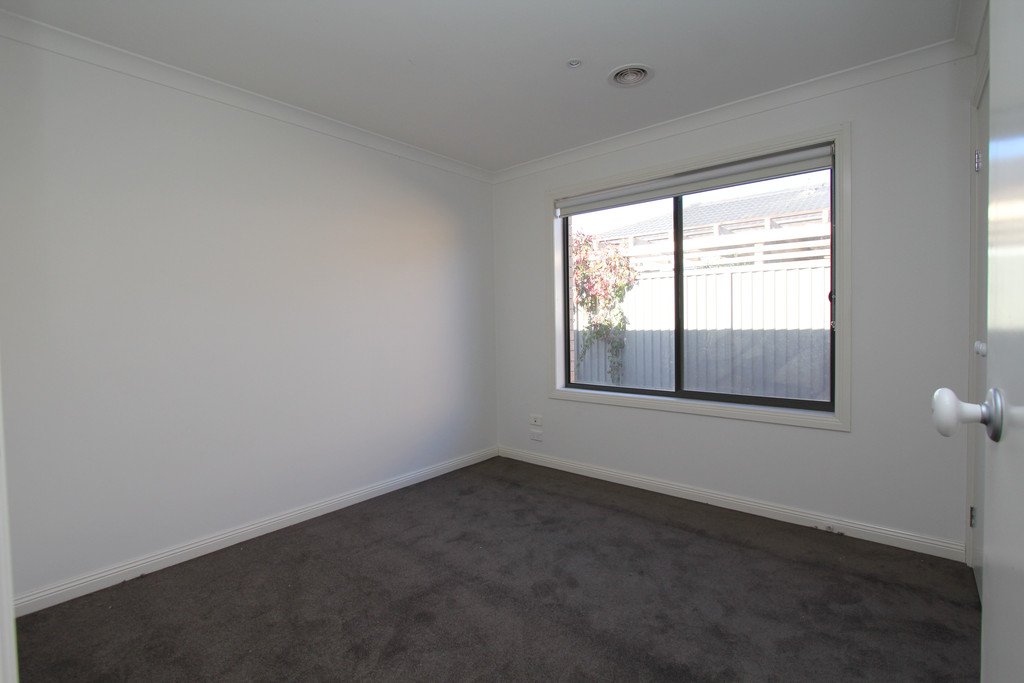 234 Walker Street SEBASTOPOL 10