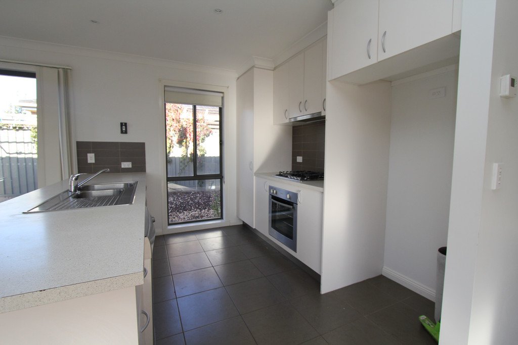 234 Walker Street SEBASTOPOL 12