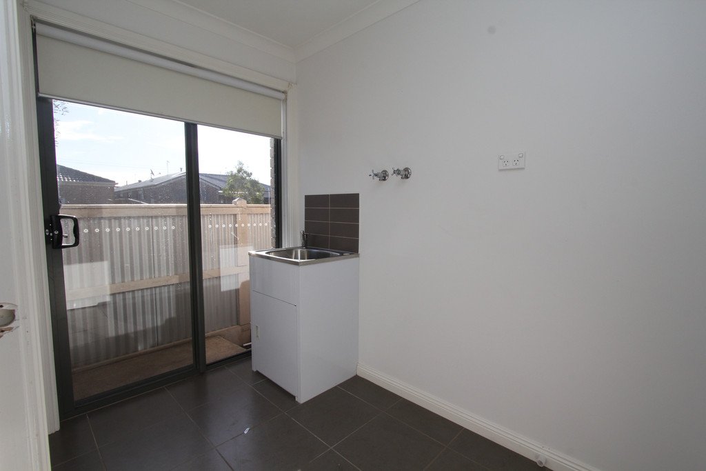 234 Walker Street SEBASTOPOL 13