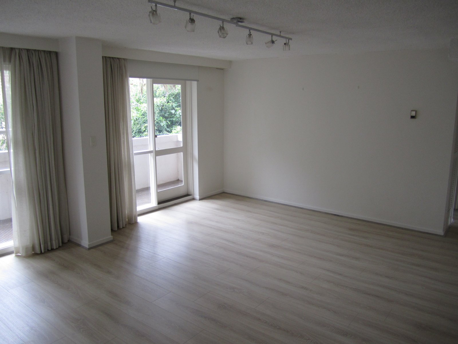 Gallery: 23/41 Chapel Street