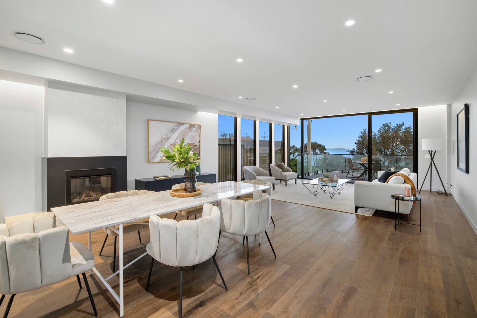 2/345 Beach Road, Black Rock, VIC