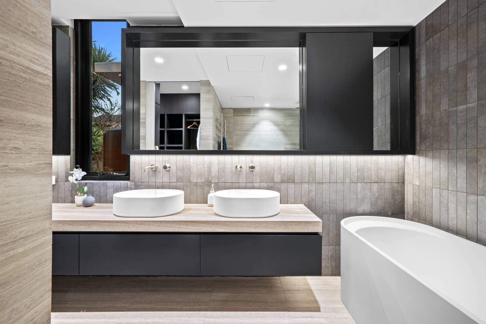 2/345 Beach Road, Black Rock, VIC