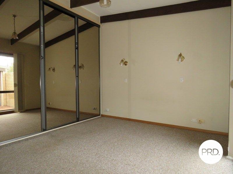 2/346 Townsend Street SOUTH ALBURY 7