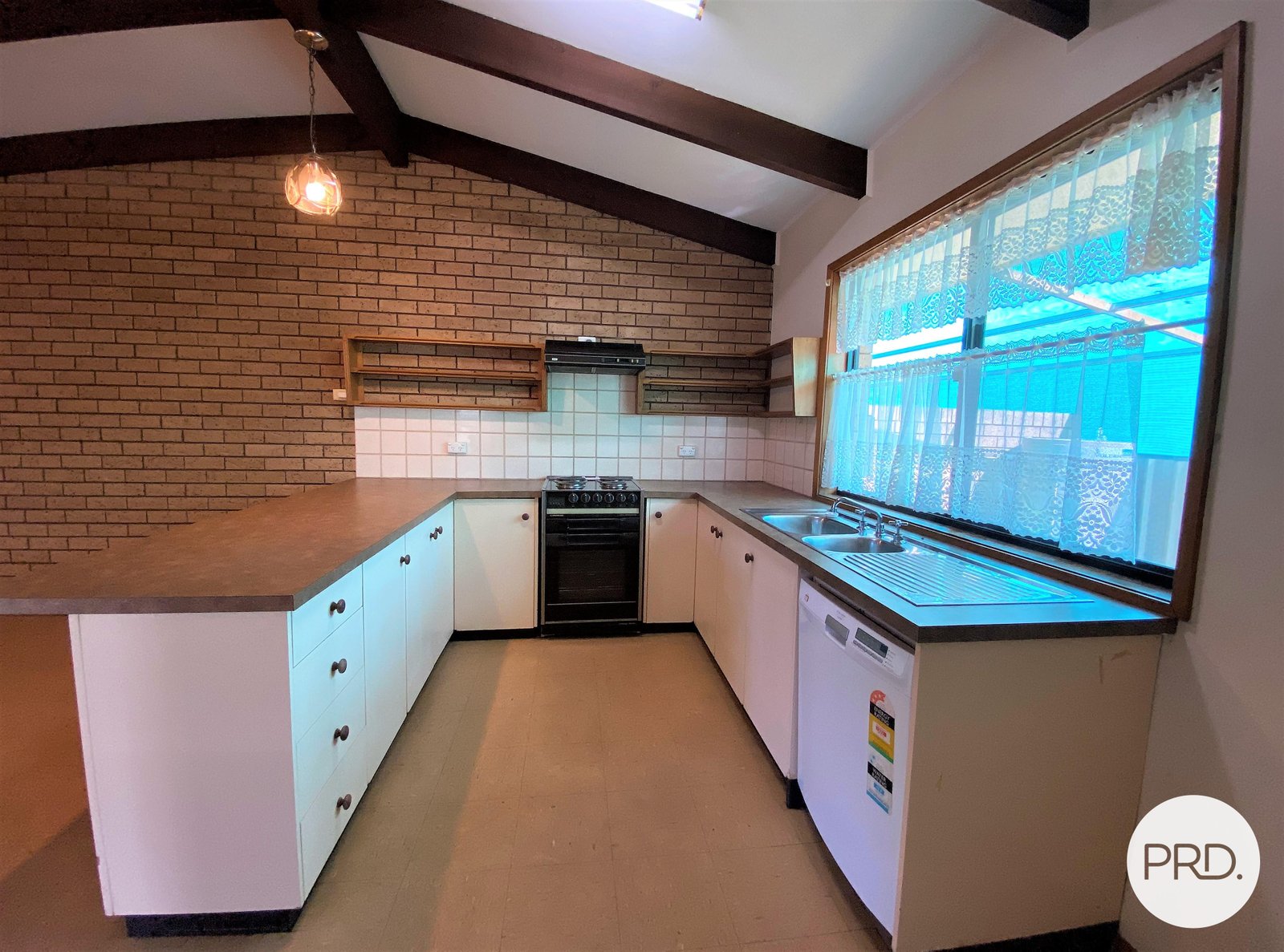 2/346 Townsend Street SOUTH ALBURY 3