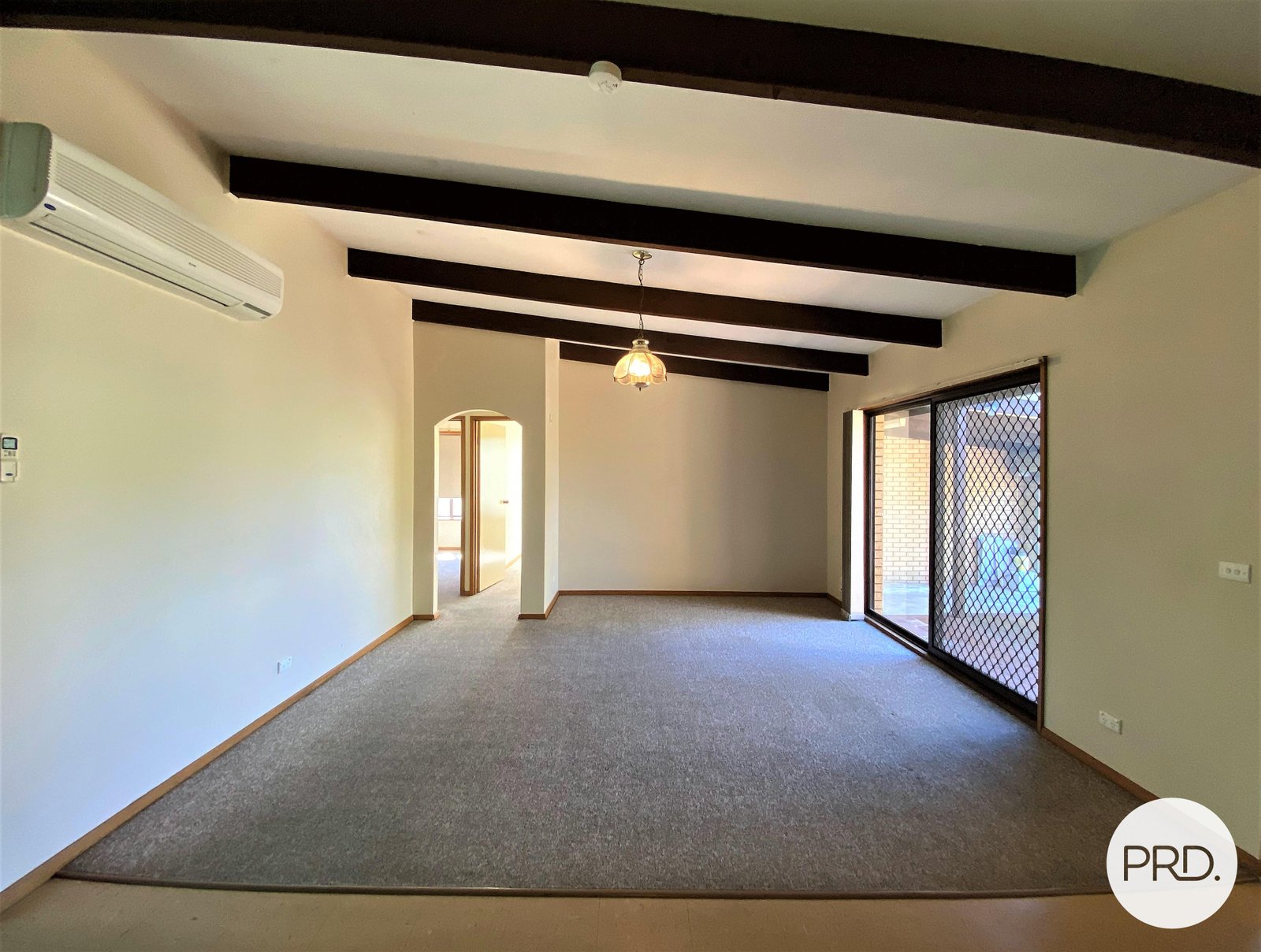 2/346 Townsend Street SOUTH ALBURY 6