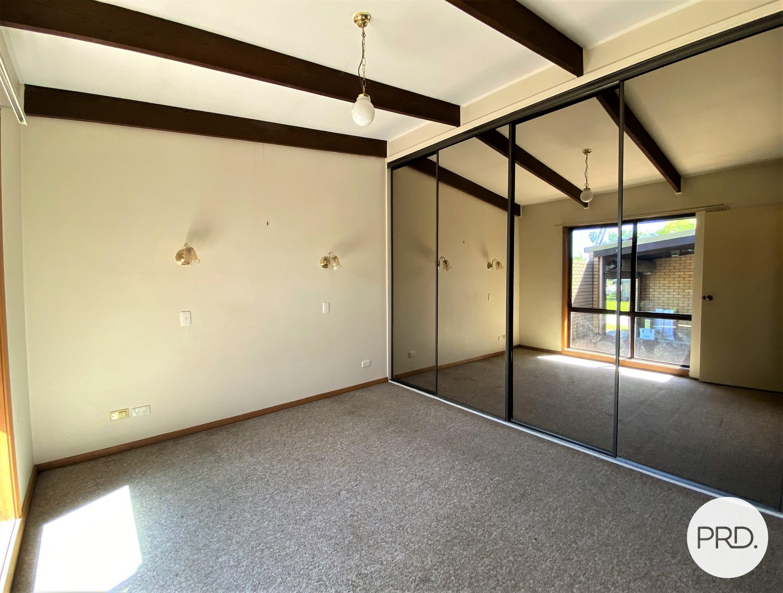 2/346 Townsend Street SOUTH ALBURY 7