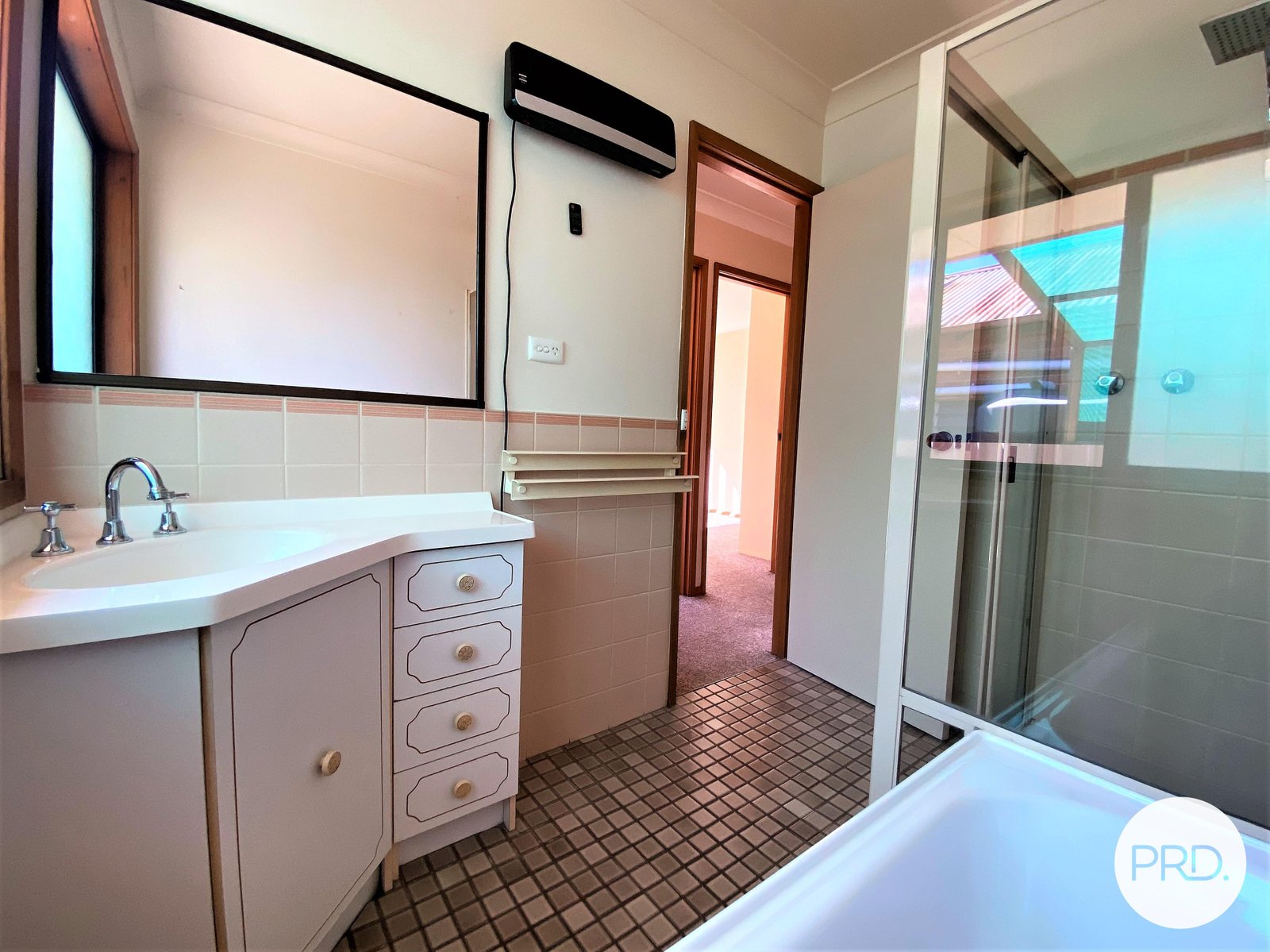 2/346 Townsend Street SOUTH ALBURY 10