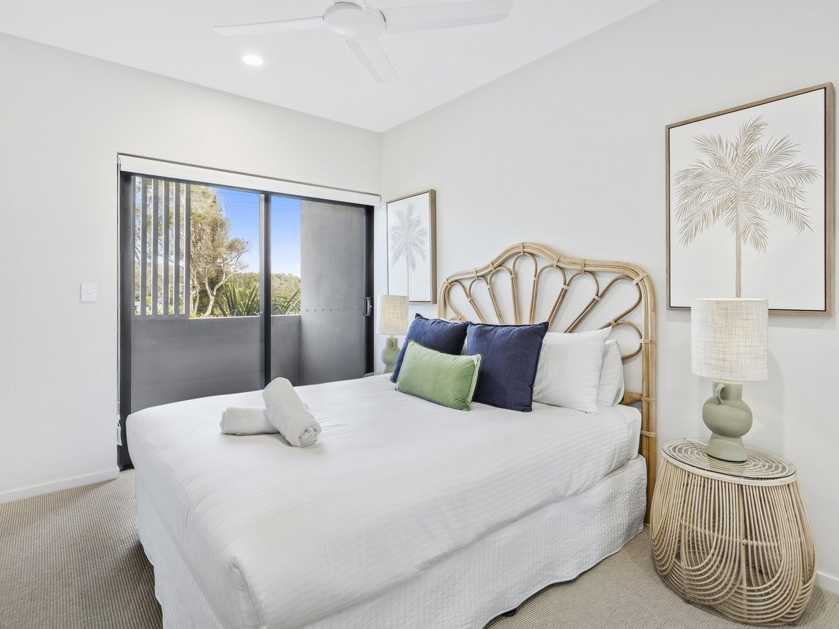 2/349 Golden Four Drive Tugun 9