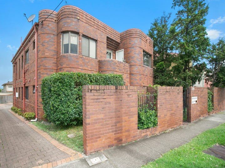 2/349 Malabar Road MAROUBRA 9