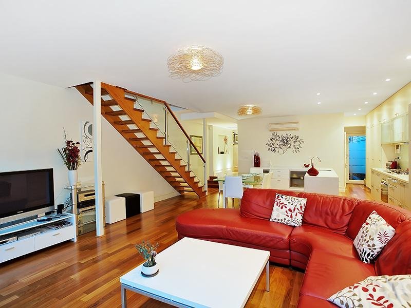 Gallery: 235 Bridport Street West
