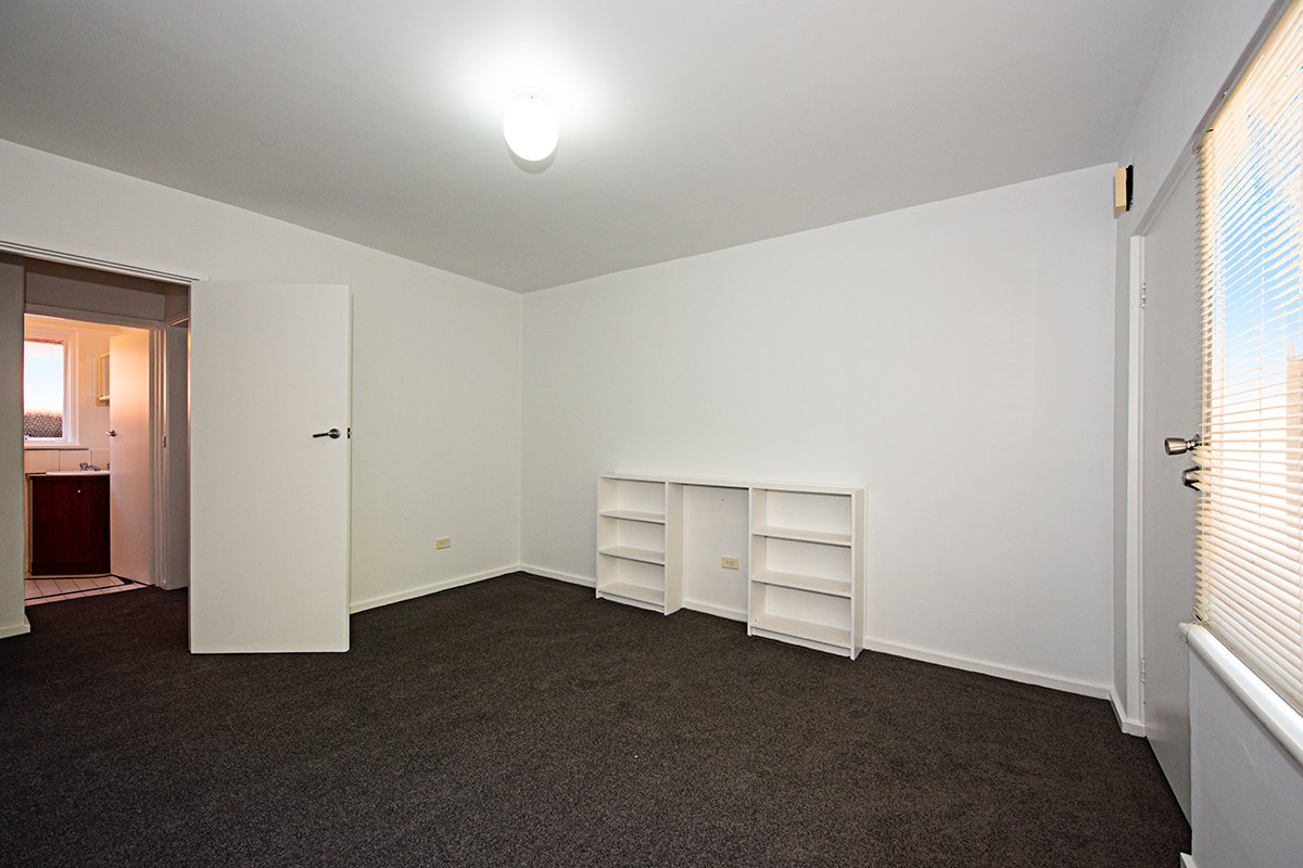 Gallery: 2/35 Carroll Crescent
