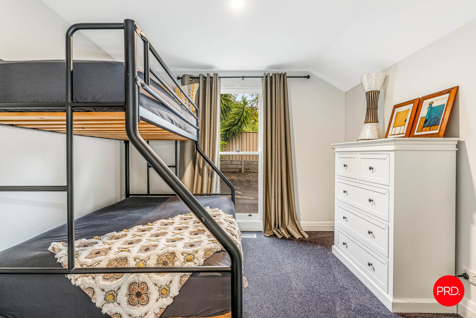 235 Don Street IRONBARK 9