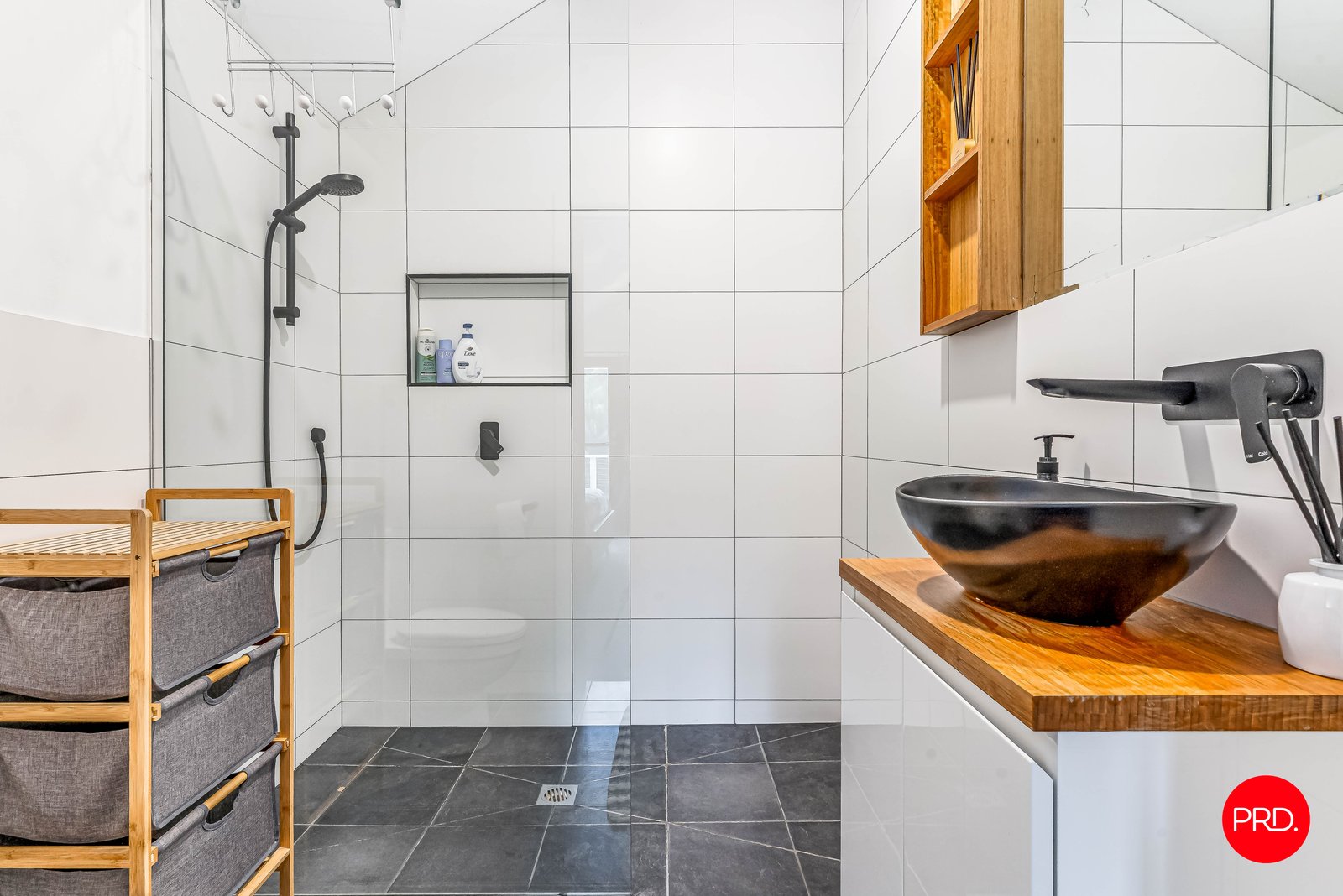 235 Don Street IRONBARK 19