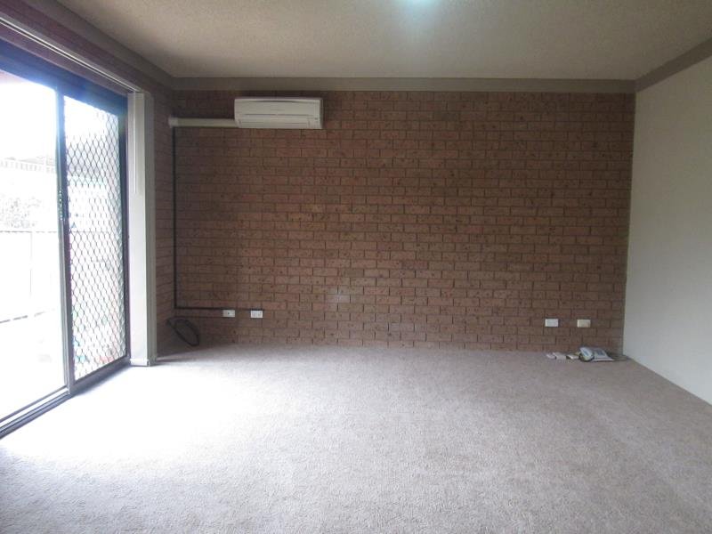 2/35 Gipps Street TAMWORTH 2