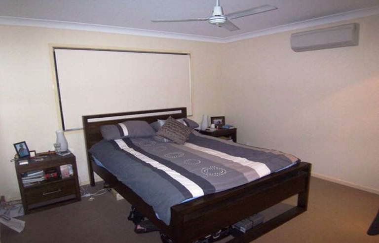 2/35 Harley Street LABRADOR 5