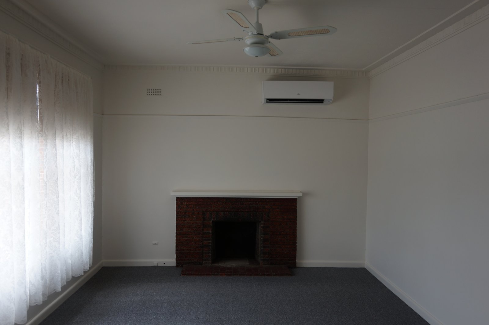 Gallery: 235 Roslyn Road