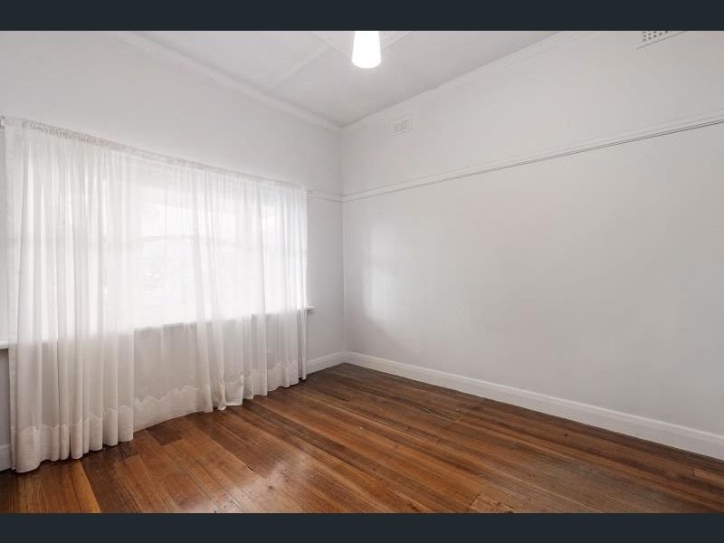 Gallery: 235 Somerville Road