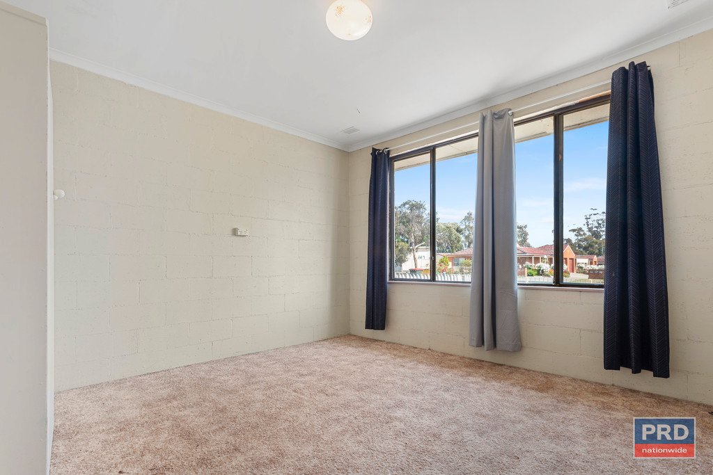 2/35 Victoria Street EAGLEHAWK 4