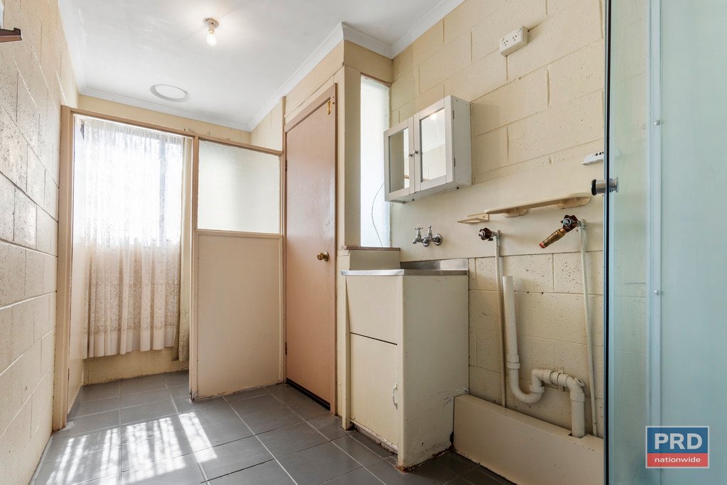 2/35 Victoria Street EAGLEHAWK 6