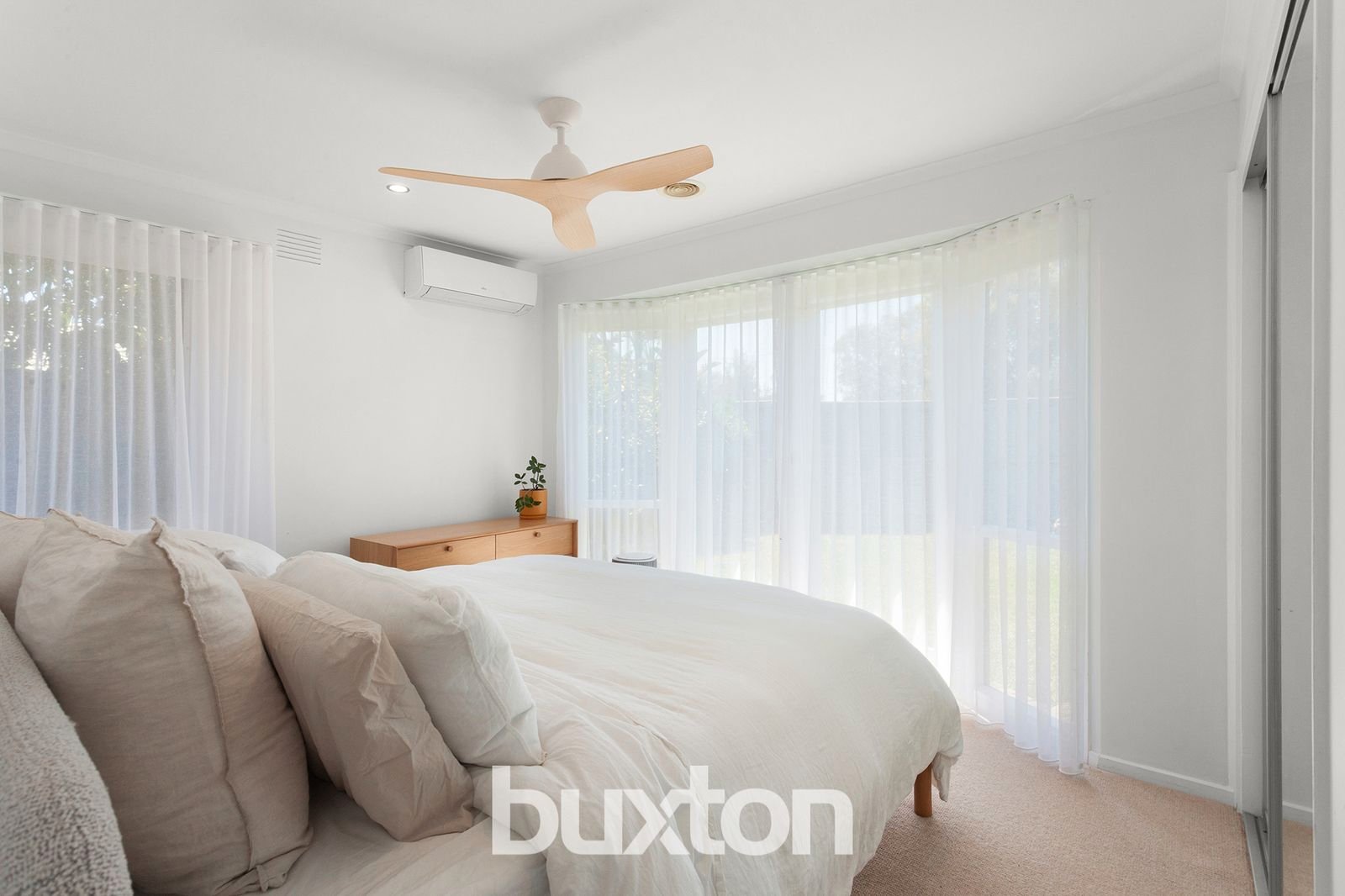 Gallery: 2/35 Weatherston Road