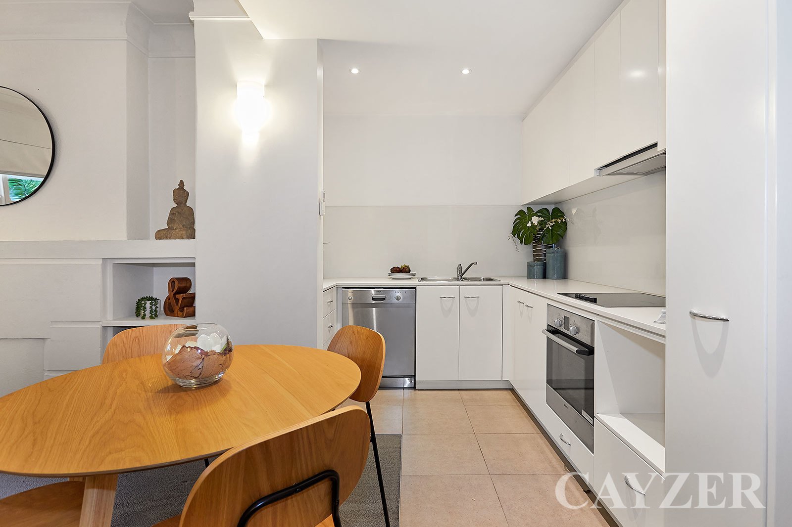 Gallery: 2/352 Albert Road