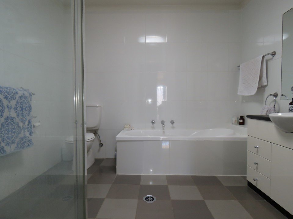 2/354 Kiewa Street ALBURY 2