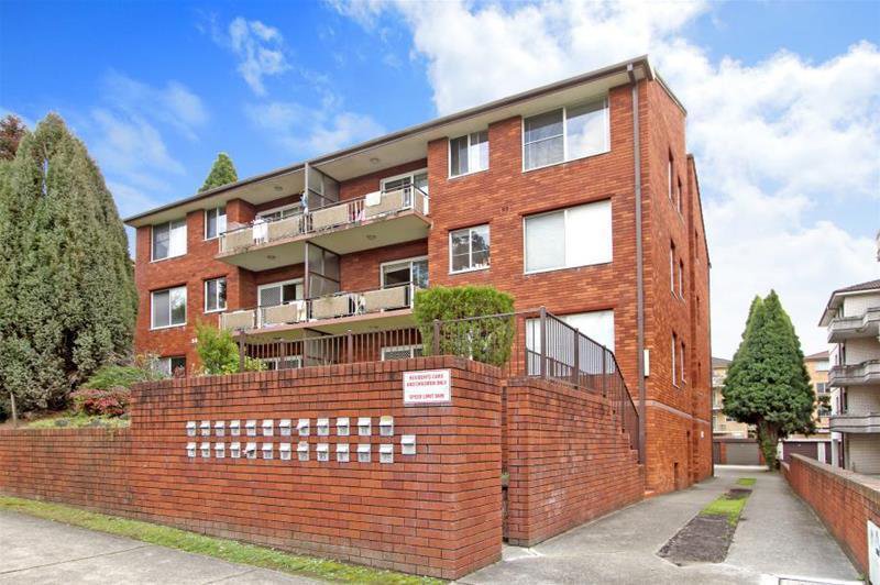 23/56-58 Warialda Street KOGARAH 1