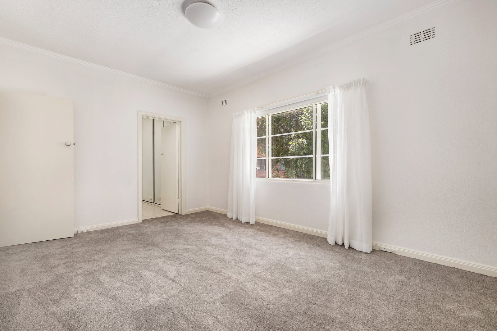 23/58 Queens Road, Melbourne, 3004