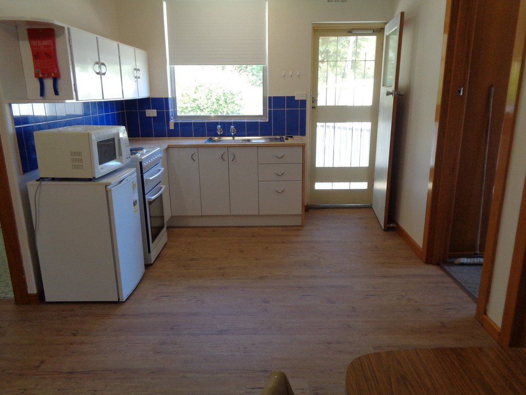 2/36 Bartoman Street BATLOW 4