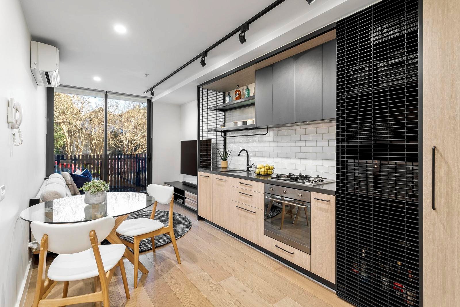 2/36 Collins Street, Essendon VIC 3040