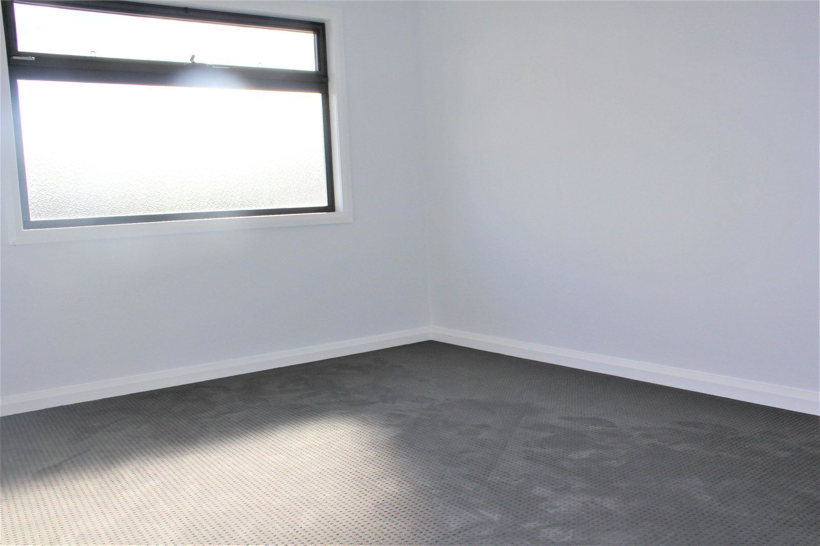 Gallery: 2/36 Dunblane Road