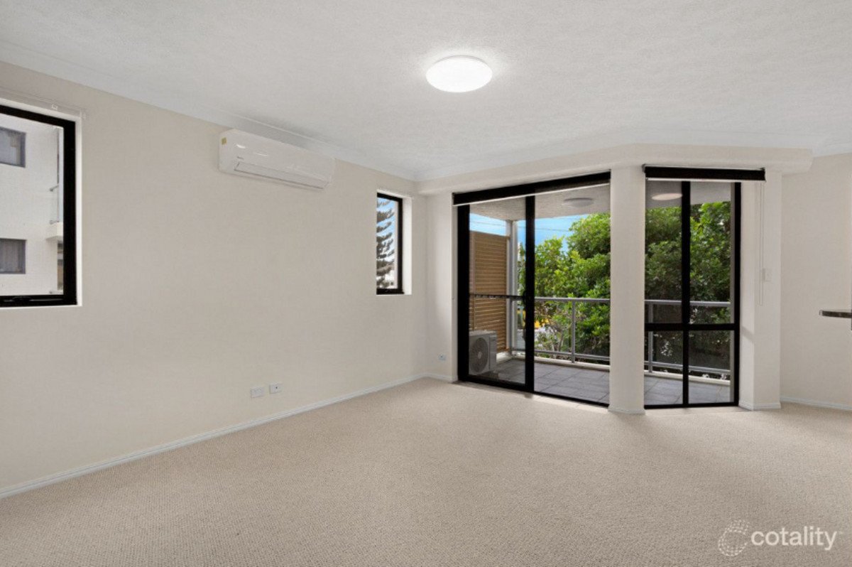 23/6 Fifth Avenue Burleigh Heads 5