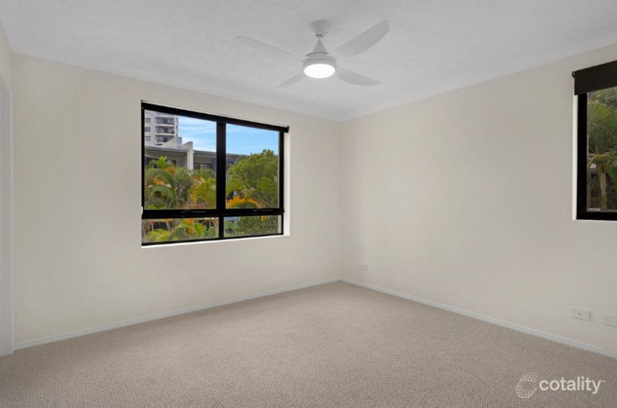 23/6 Fifth Avenue Burleigh Heads 8