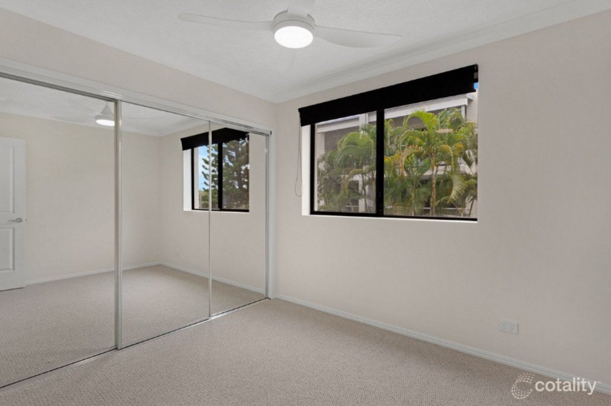 23/6 Fifth Avenue Burleigh Heads 9