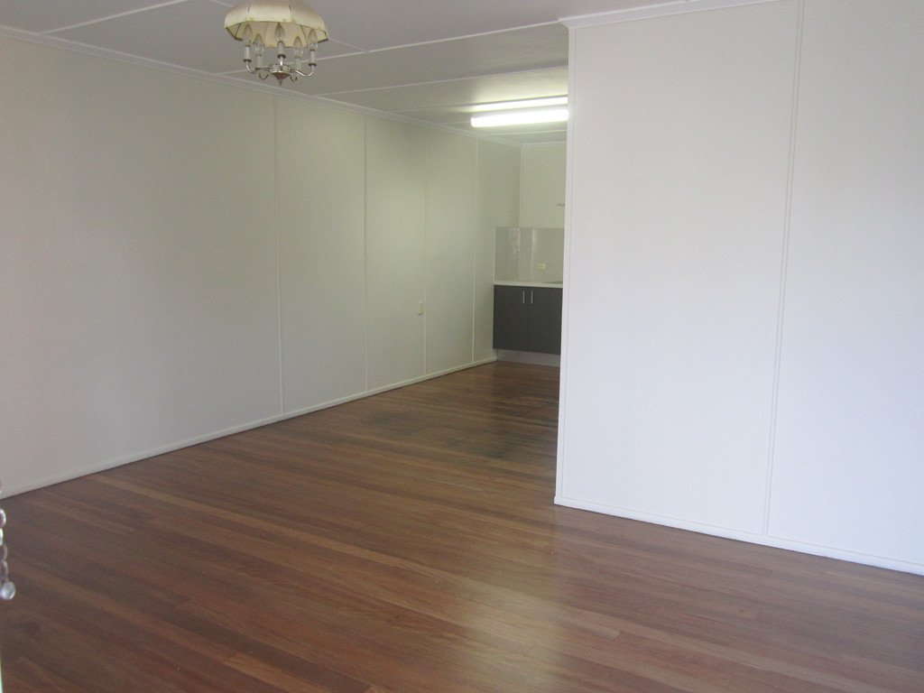 2/36 Hunter Street WOOLOOWIN 3