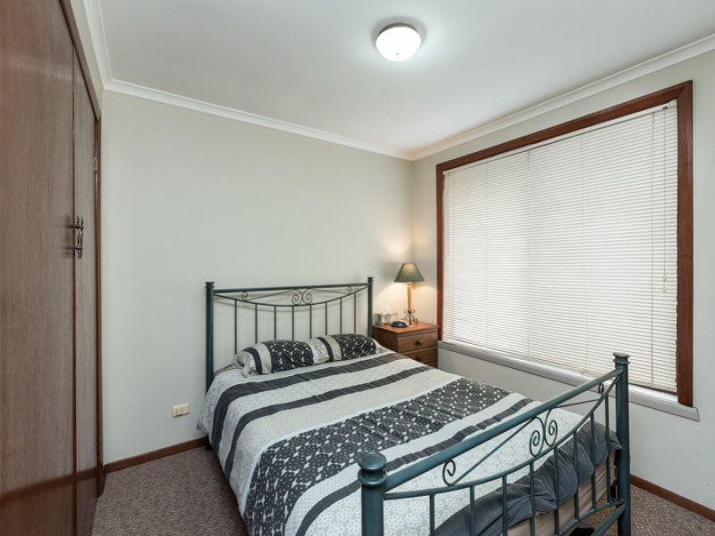 Gallery: 2/36 Rollins Road