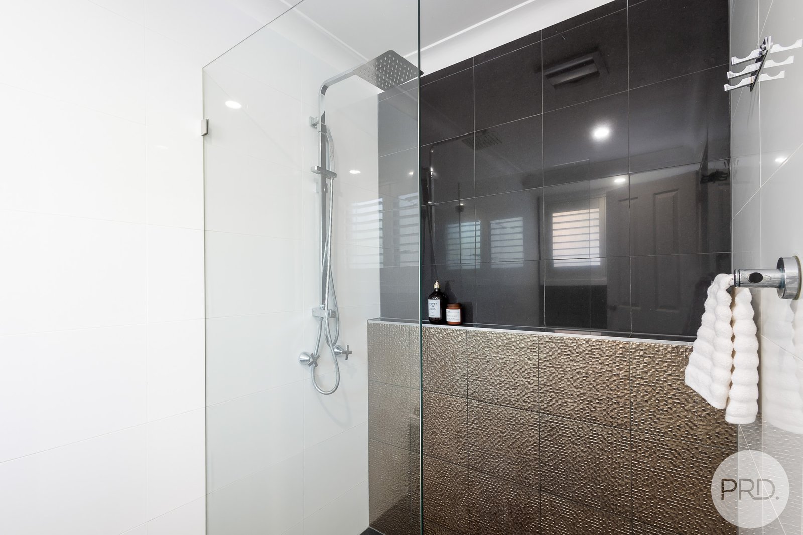 236 Sandy Point Road SALAMANDER BAY 12