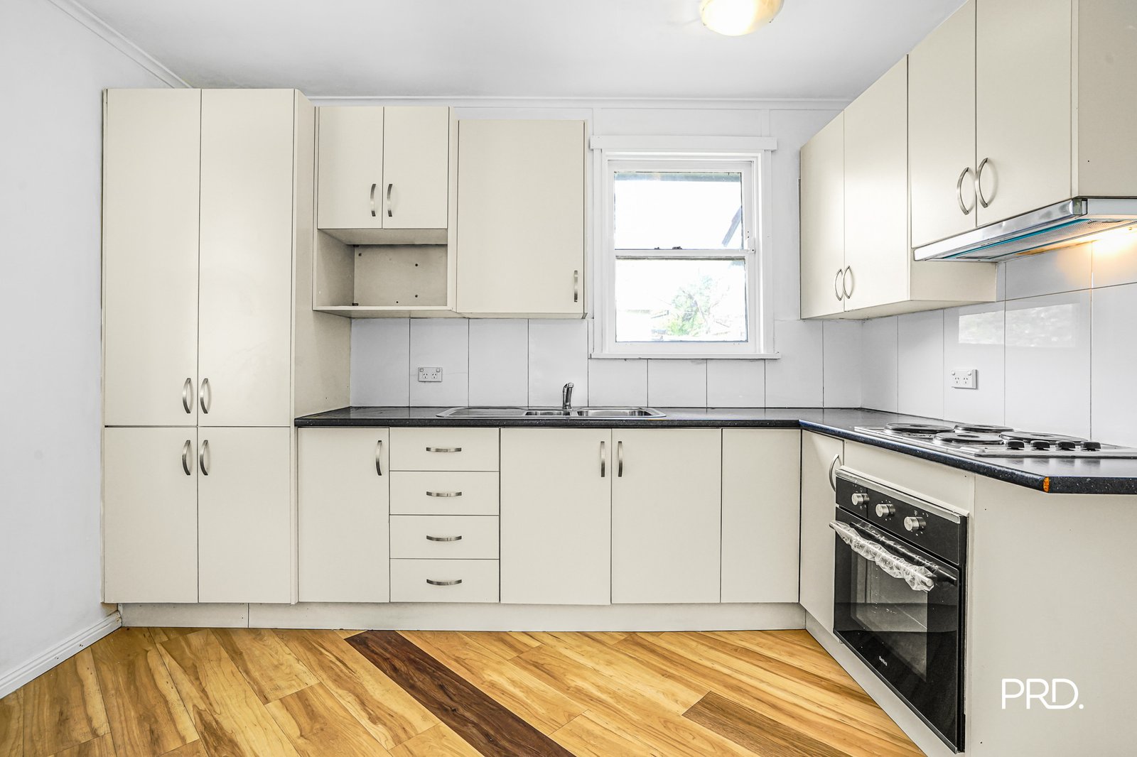 236 Stafford Street Penrith 4