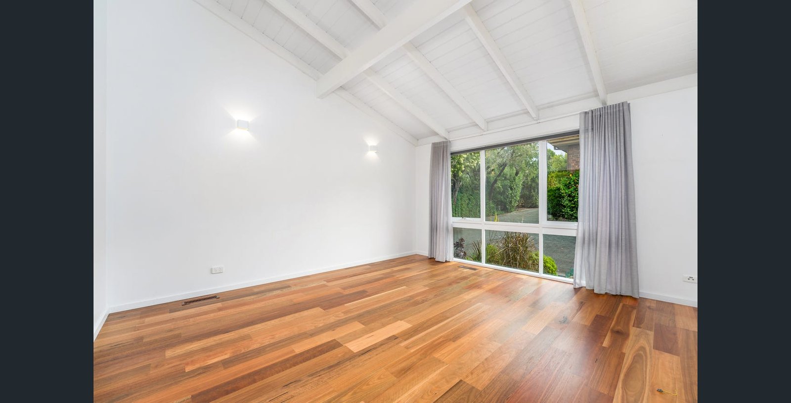 Real Estate and Property in 2/36 Strathalbyn Street, Kew East, VIC