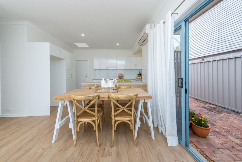 2/36 Trafalgar Street NELSON BAY 13